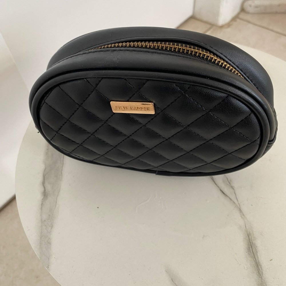 Steve Madden belt bag